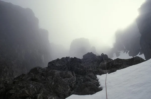 Berg terrein in de winter — Stockfoto