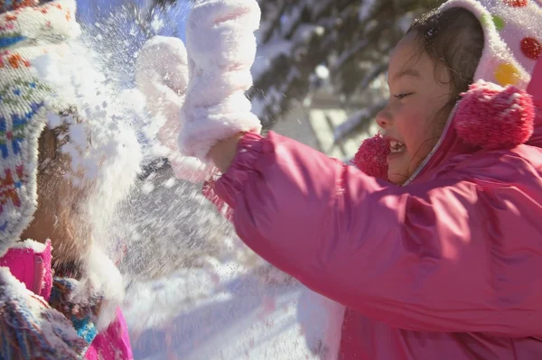 A Fun Snowball Fight — Stock Photo, Image