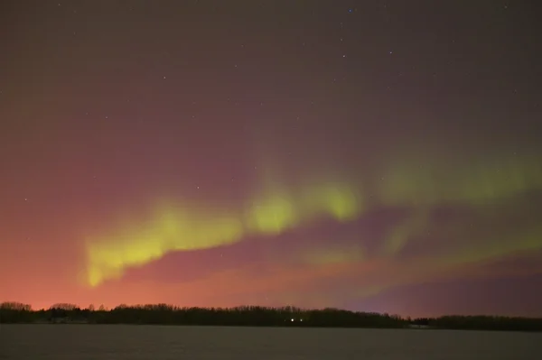 Kuzey ışıkları alberta Kanada — Stok fotoğraf