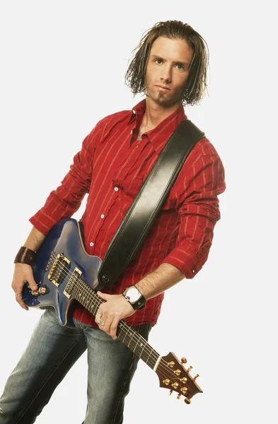 Hombre con una guitarra — Foto de Stock