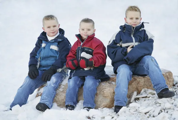 Tre pojkar — Stockfoto