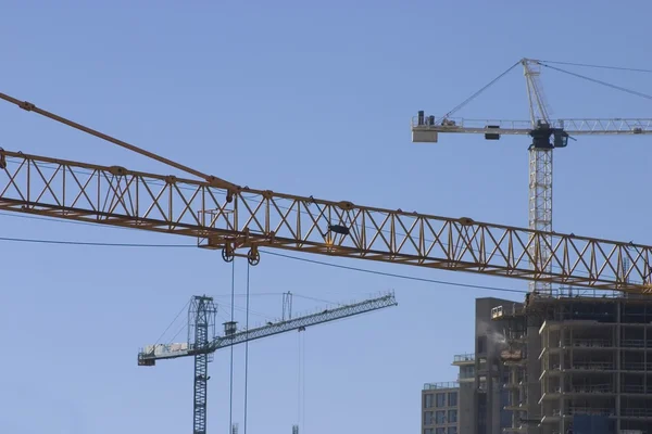 Schwere Industriekräne — Stockfoto