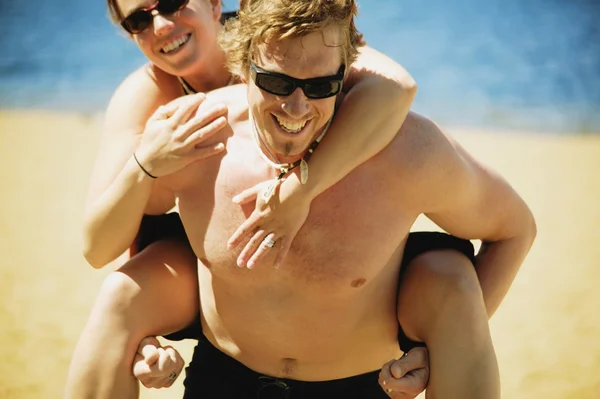 Couple Has Fun Together — Stock Photo, Image