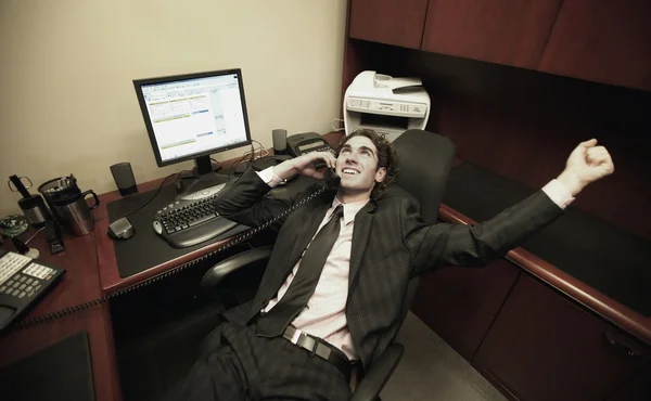 Business Man In Office Talking On Phone — Stock Photo, Image