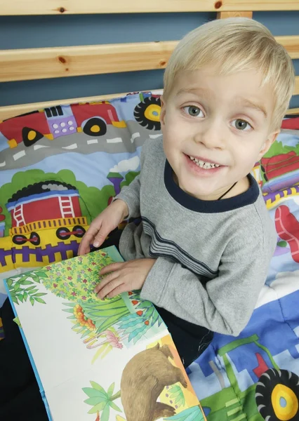 Child With Book — Stock Photo, Image