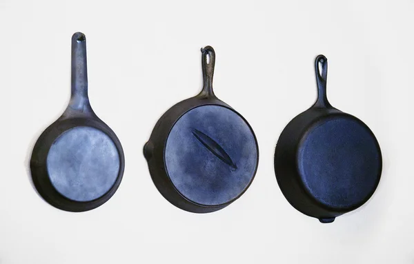 Set Of 3 Skillets On Wall — Stock Photo, Image