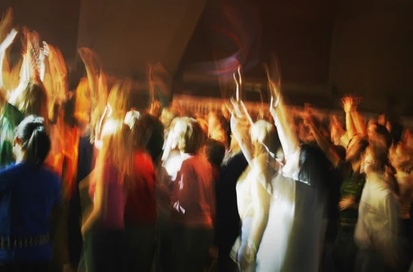 Groupe à un concert — Photo