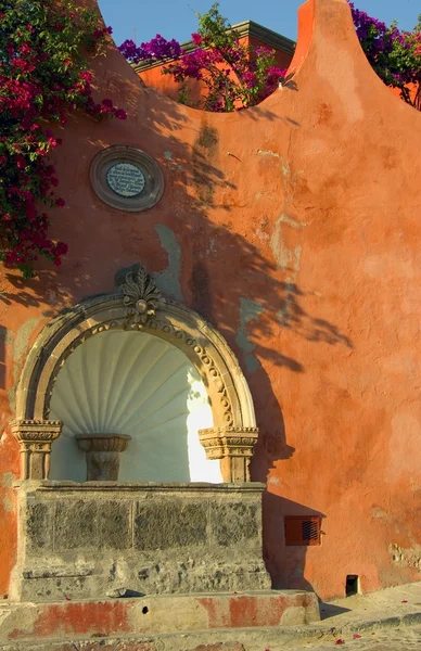 A Carved Stone Water Fountain — Stock Photo, Image