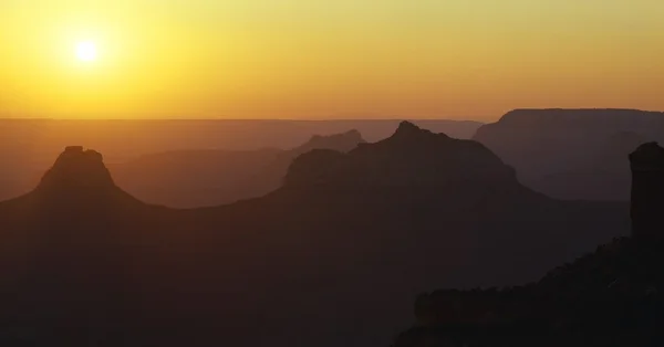 Sun Setting Over Grand Canyon Buttes, Grand Canyon National Park — Stock Photo, Image