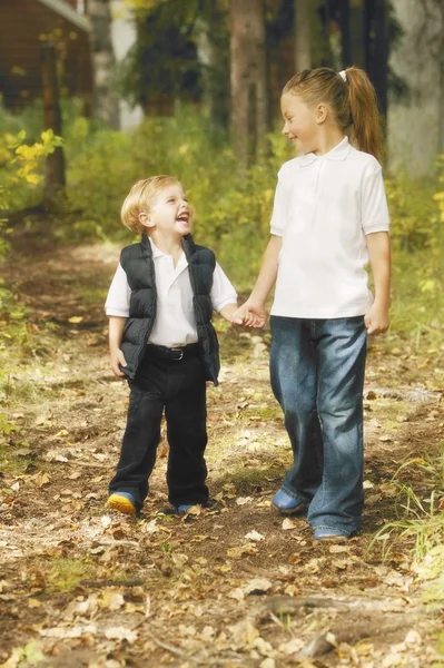 Children Walking Together — Stock Photo, Image