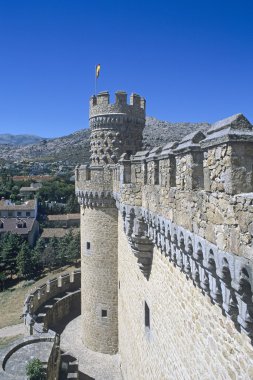 El castillo de manzanares el gerçek manzanares 15. yüzyıl İspanya'da restore - Kraliyet kale