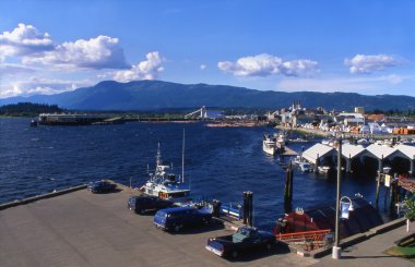 meşgul waterfront ve İskelesi