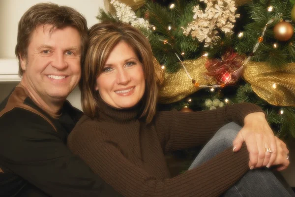 Portrait Of A Couple At Christmas — Stock Photo, Image