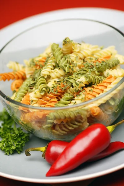 Salada de macarrão fresco — Fotografia de Stock