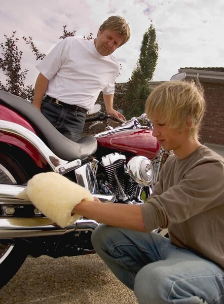 Father And Son Shine Motorbike — Stock Photo, Image