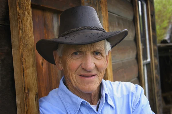 Ritratto di un cowboy anziano — Foto Stock