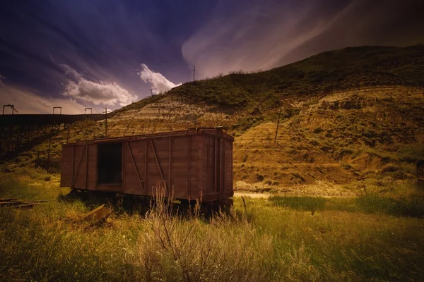 A vidéken, elhagyott vagon — Stock Fotó