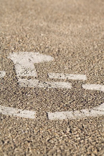 Mensen met een handicap gehandicapt parkeren — Stockfoto