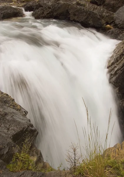 Nahaufnahme eines Wasserfalls — Stockfoto