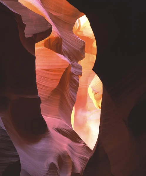 Piedra arenisca en Antelope Canyon —  Fotos de Stock