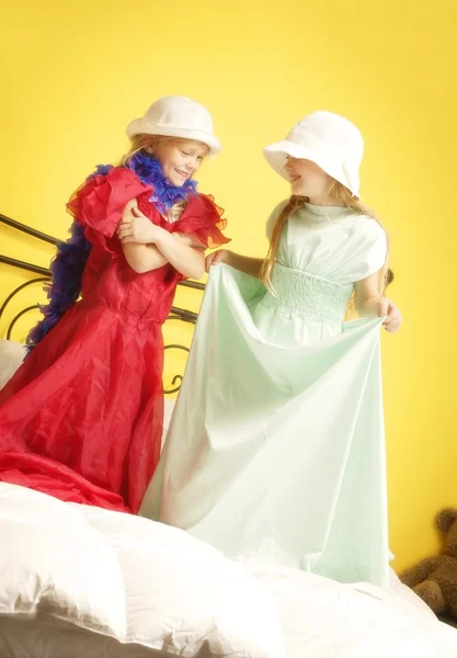 Girls Playing Dress Up — Stock Photo, Image