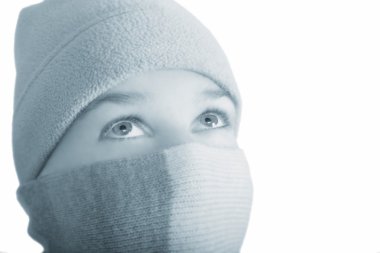 kadın bohça, miğfer ve eşarp