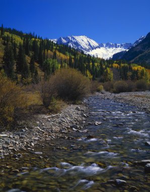 Kale Creek su akan, sonbahar renkleri