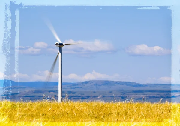 Un molino de viento de cerca —  Fotos de Stock