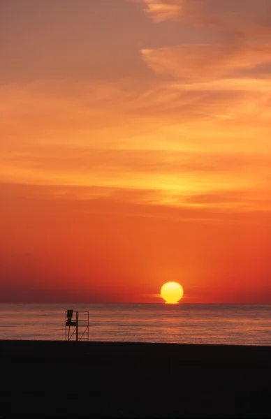 Nascer do sol sobre a praia em Toronto — Fotografia de Stock