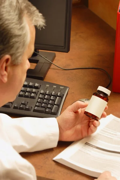 Farmacéutico — Foto de Stock