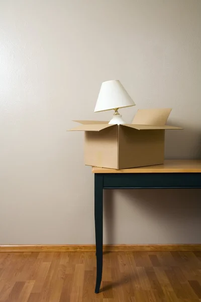 Moving Box On A Table — Stock Photo, Image
