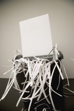 papier in een shredder