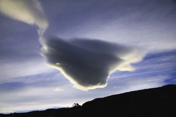 Nuvens estranhas — Fotografia de Stock