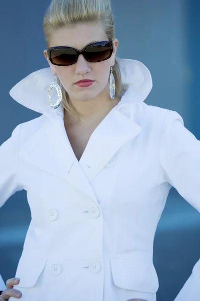 Woman Wearing Sunglasses — Stock Photo, Image
