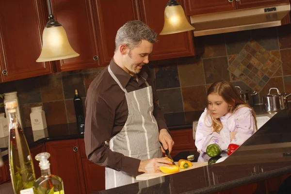 Papà sta cucinando — Foto Stock