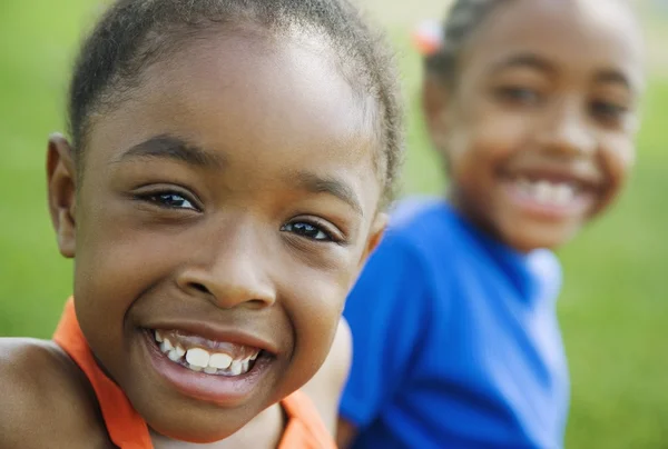 Two Girls Smiling — Stock Photo, Image