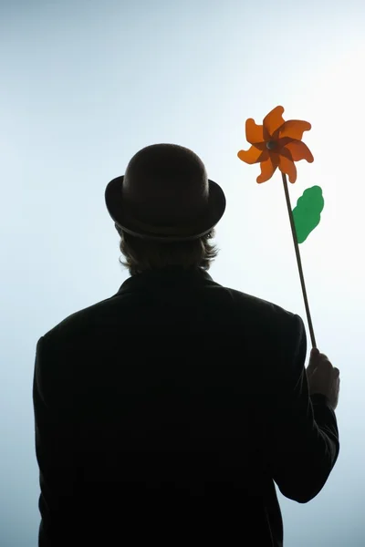 Person Holding Flower Pin Wheel — Stock Photo, Image