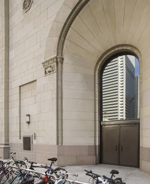 Reflection Of Downtown Buildings — Stock Photo, Image