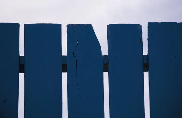 Blaue Zauntafeln — Stockfoto