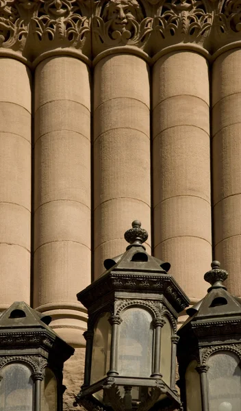 Lanterns & Columns — Stock Photo, Image