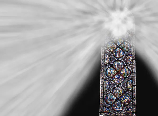 Chartres Cathedral Stained Glass Window With Light Shining Through — Stock Photo, Image