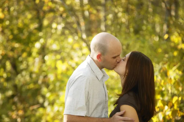 Adult Couple Kissing — Stock Photo, Image