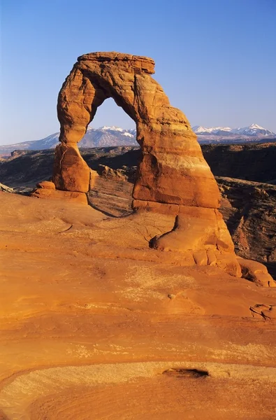 Narin kemer, Arches Ulusal Parkı, Utah, ABD — Stok fotoğraf