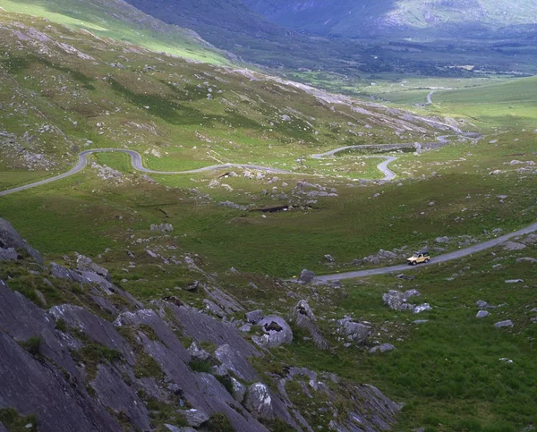 Grevskapet kerry Bearahalvön, healy pass, Irland — Stockfoto