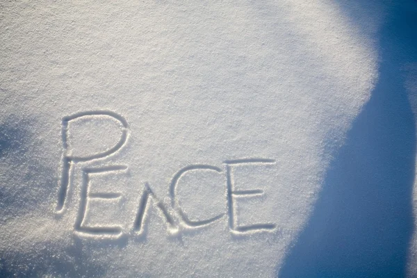 Paz Escrito na neve — Fotografia de Stock