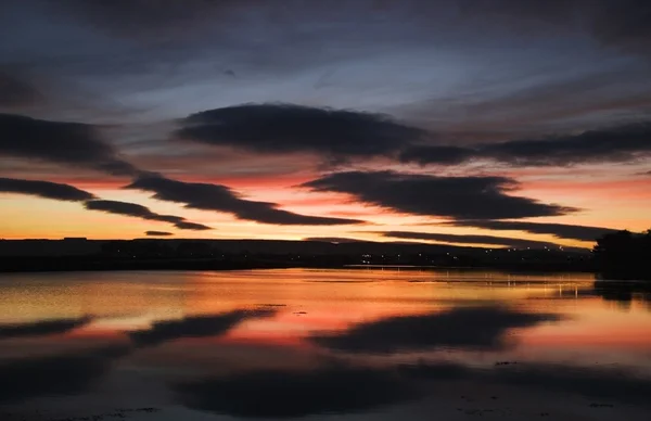 Dungarvan, Co Waterford, Irlande. Coucher de soleil sur l'eau — Photo