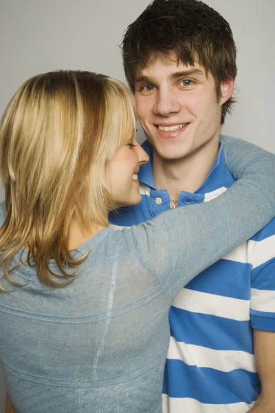 Male And Female Hugging — Stock Photo, Image