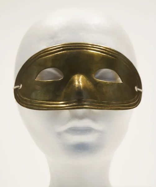 Etalagepop dragen van een masker — Stockfoto