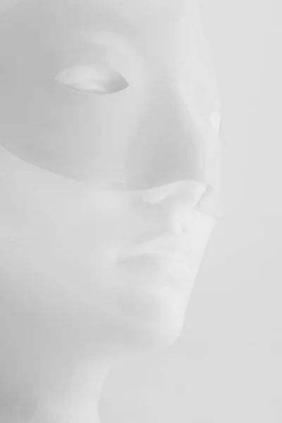 Profile View Of Mannequin With Mask — Stock Photo, Image