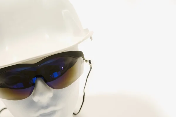 Etalagepop zonnebril weergeven — Stockfoto